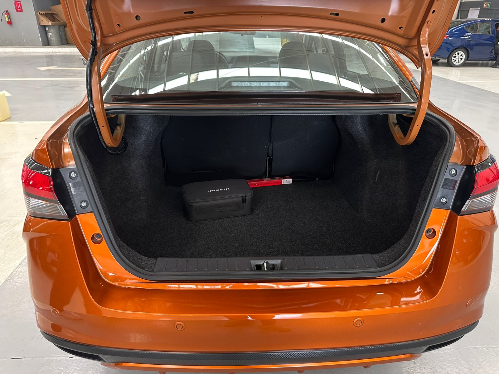 2024 Nissan VERSA 4P EXCLUSIVE L41.6 AUT