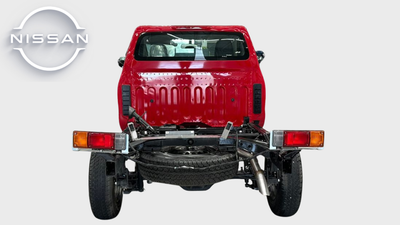 2025 Nissan NP300 CHASIS TM AC VDC