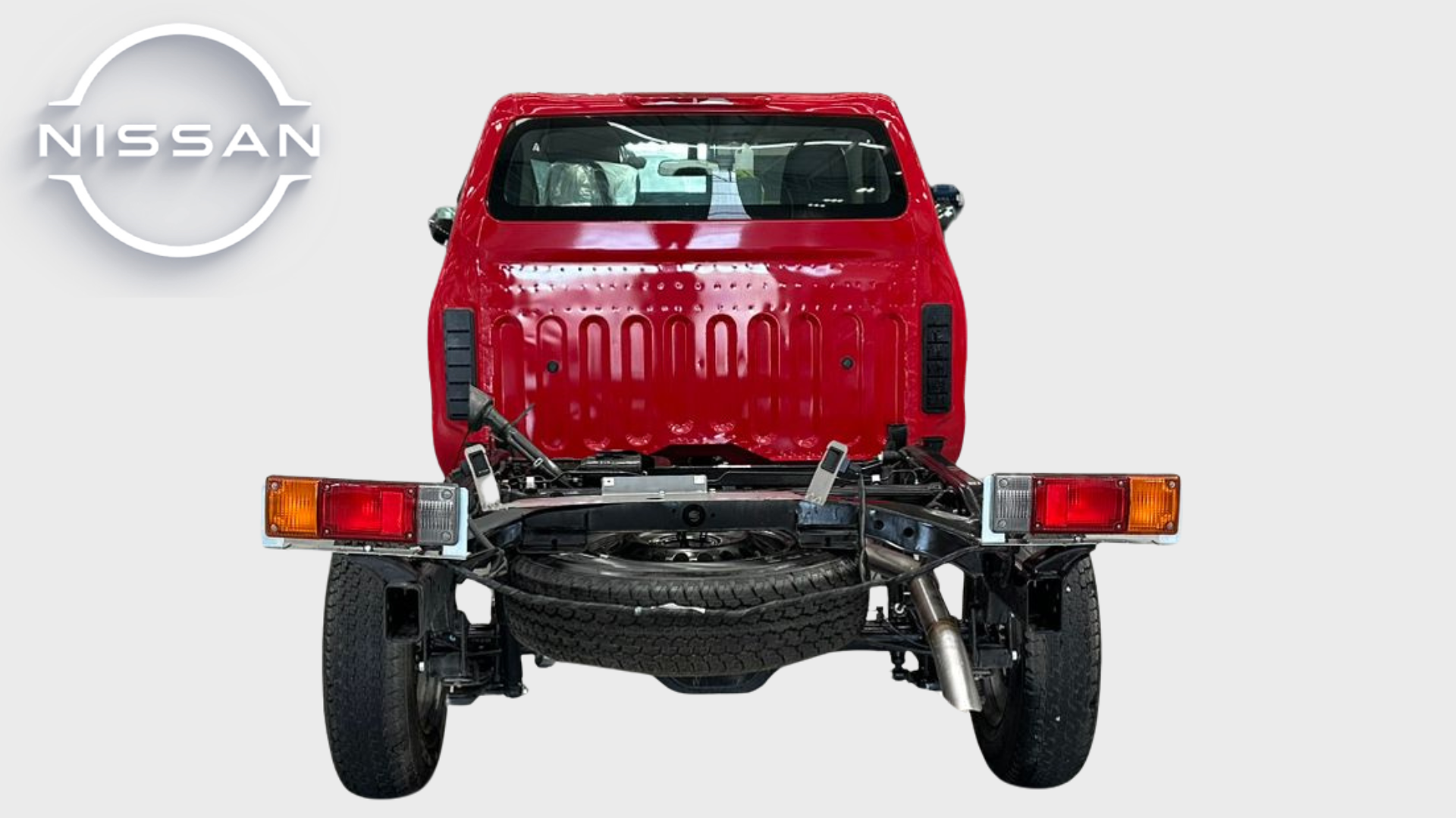 2025 Nissan NP300 CHASIS TM AC VDC