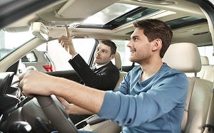 Schedule a test drive at Nissan Surman Saltillo Sur in Saltillo, Coahuila de Zaragoza, México.